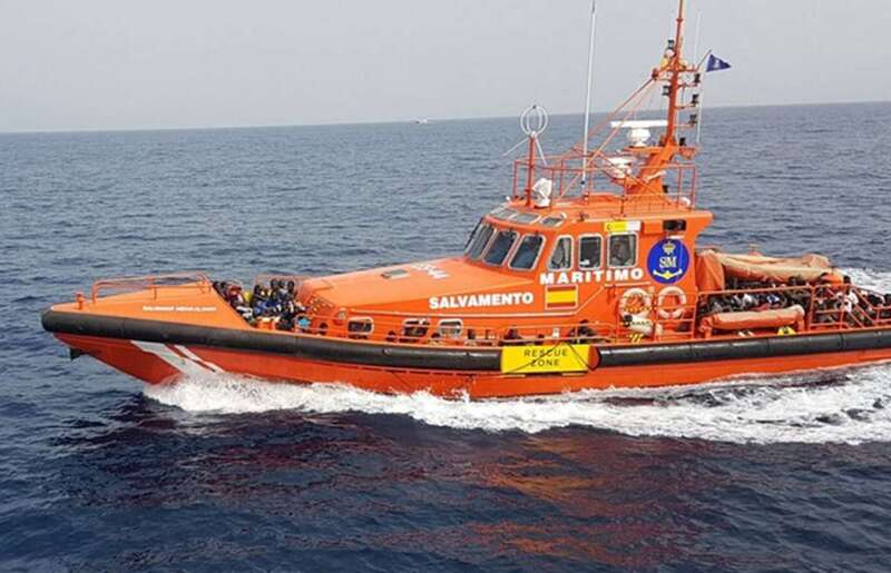 Imagen de archivo de una embarcación de Salvamento Marítimo (Foto TA)